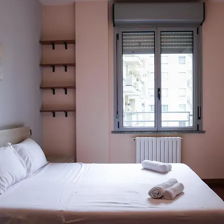 Urban Balcony Hideaway - 3 People Apartment Milan Exterior photo