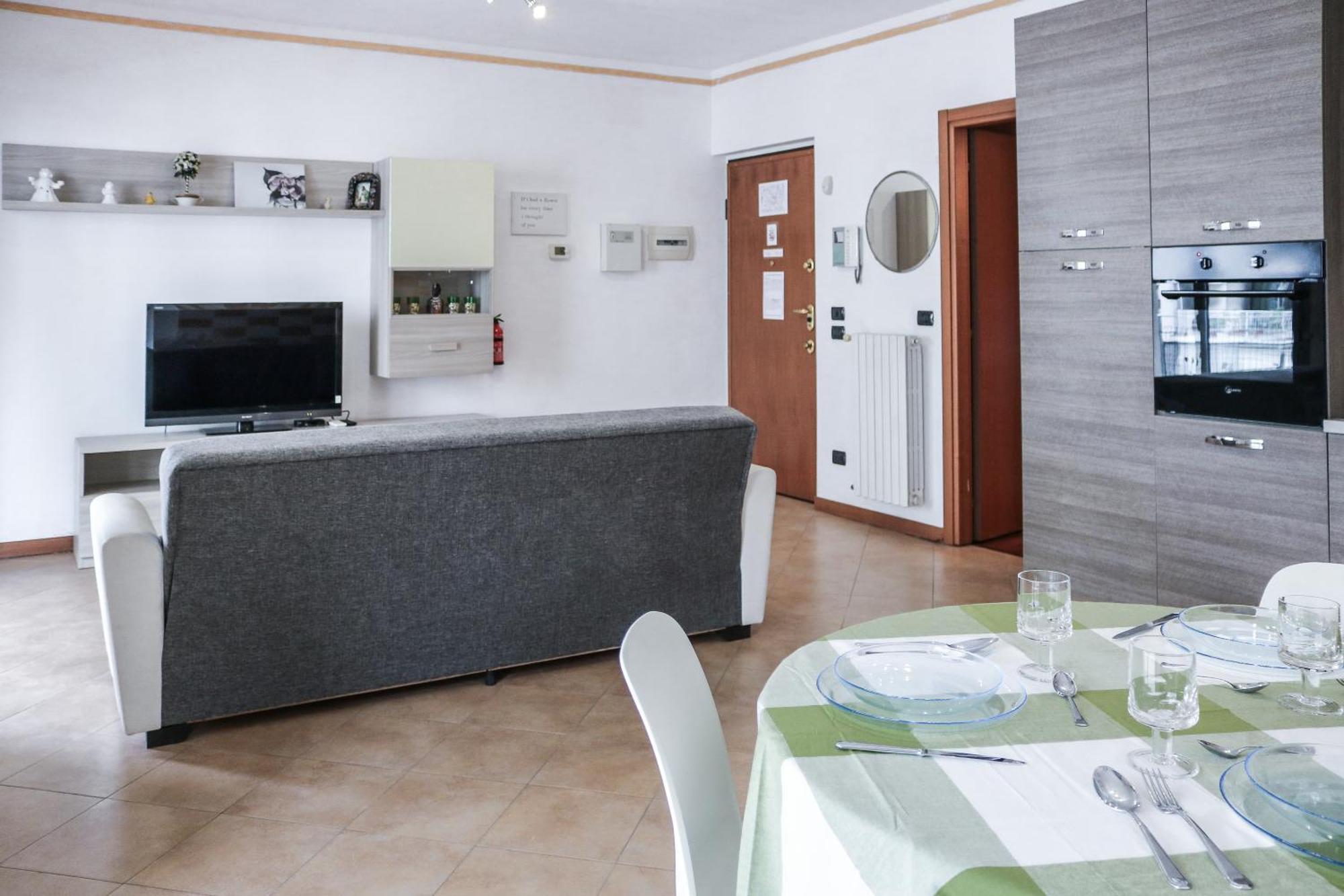 Apartment Urban Balcony Hideaway - 3 People Milan